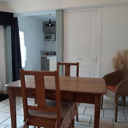 Le Clos D'Arry Apartment Arry  Bilik gambar